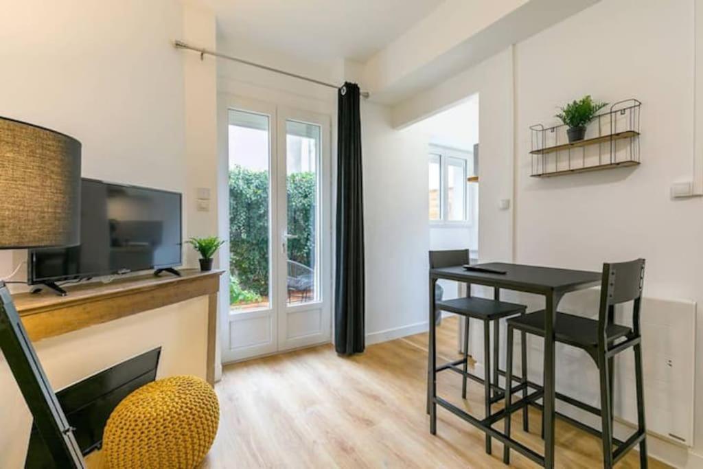 Le Lemon : Au Coeur Du Centre Historique Apartment Dijon Bagian luar foto